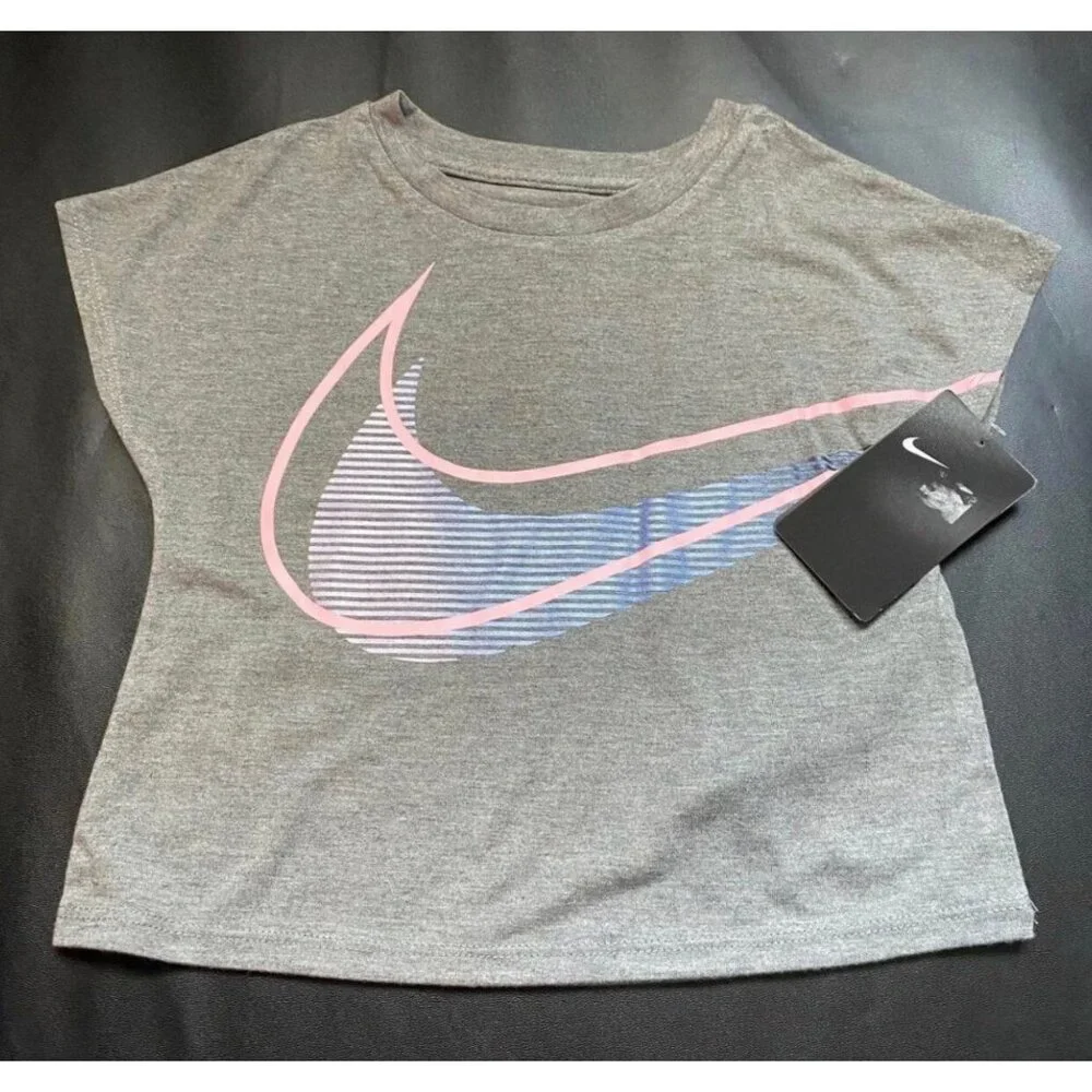 NWT Nike Metallic Athletic Set Girls Size 6